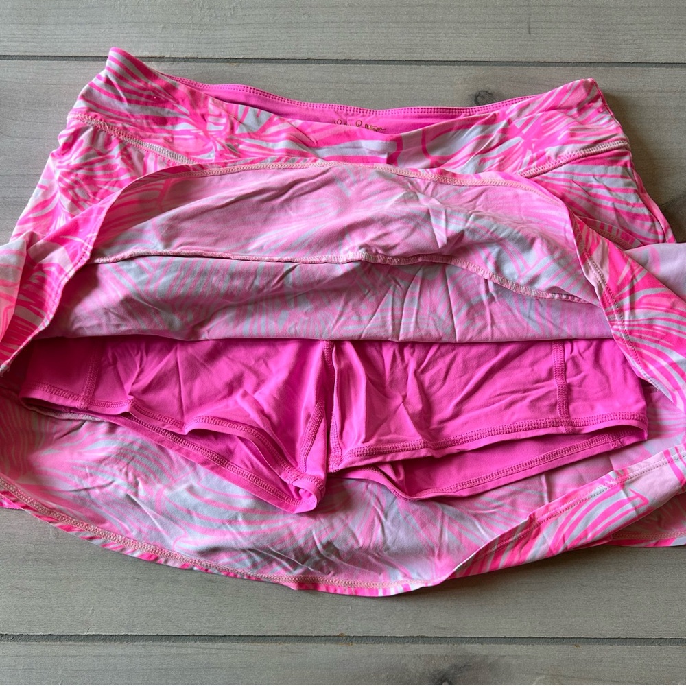 Lilly Pulitzer Pink Printed Ruffle Luxletic Skort - Picture 3 of 5